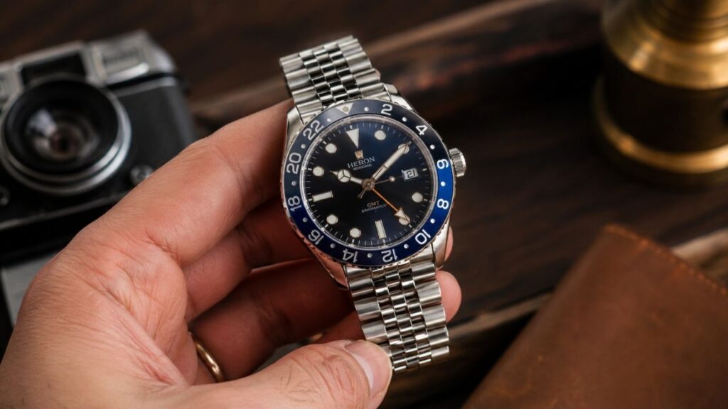 Héron Mirabel GMT Watch Review: Vintage Inspired GMT Elegance